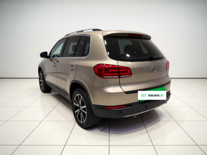 Tiguan 2016 300TSI AT RWD Luxury photo 4