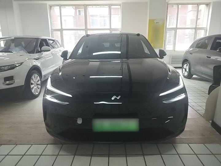 L60 2024 60kWh RWD photo 2