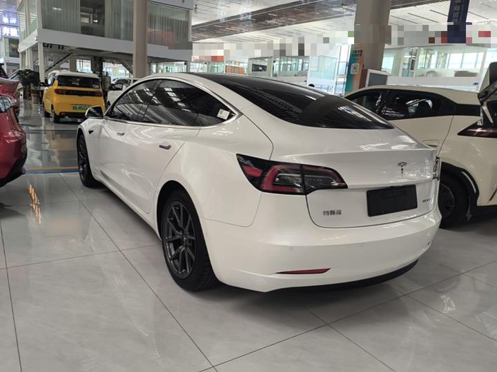 Model 3 2020 Standard Range RWD Upgraded photo 4