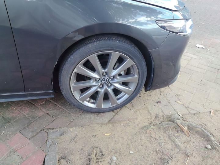3 Axela 2021 2.0L AT photo 8