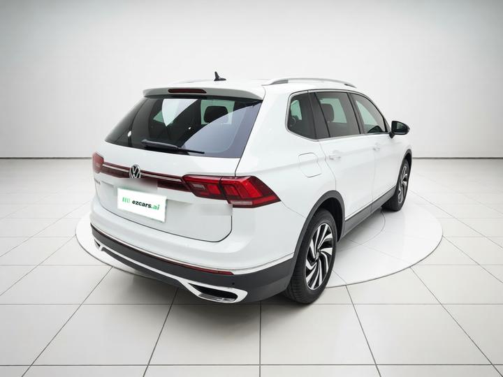 Tiguan L 2024 300TSI AT RWD Smart photo 6