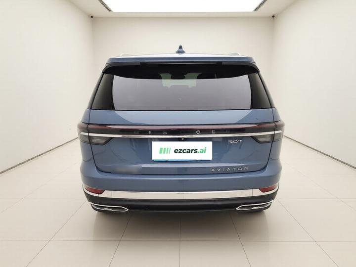 Aviator 2024 3.0T V6 AWD 6-Seater photo 3