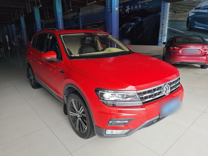 Tiguan L 2017 330TSI AT RWD Flagship photo 3