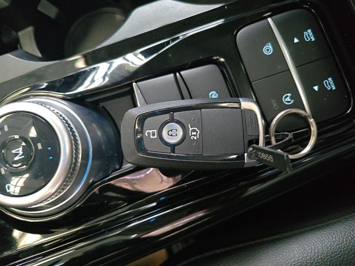 Explorer 2020 EcoBoost 285 RWD 7-Seater photo 8