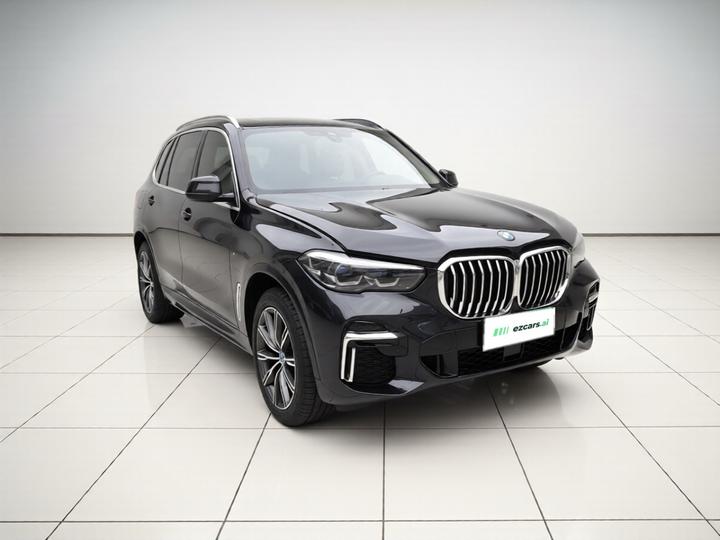 X5 2022 xDrive 30Li M Sport Package photo 3