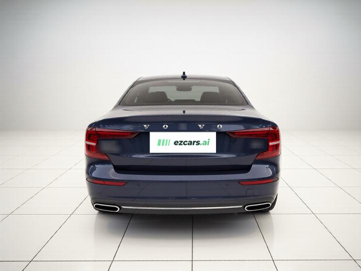 S60 2022 B4 Luxury photo 5