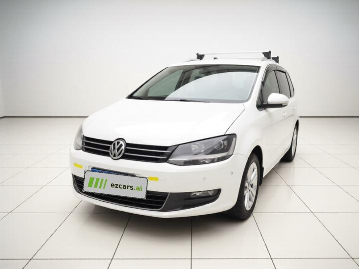 2016 380TSI 7-Seater photo 3