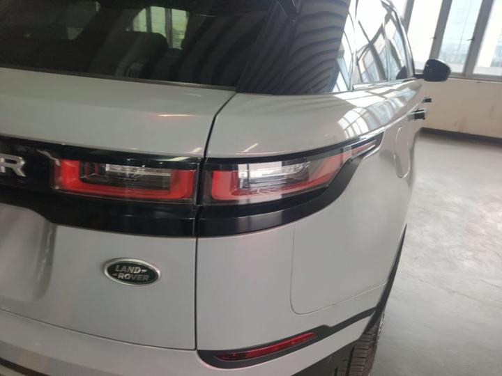 Range Rover Velar 2021 P250 photo 7