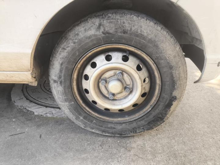 Wuling Rongguang S 2021 1.2L Base 7-SeaterLSI photo 8