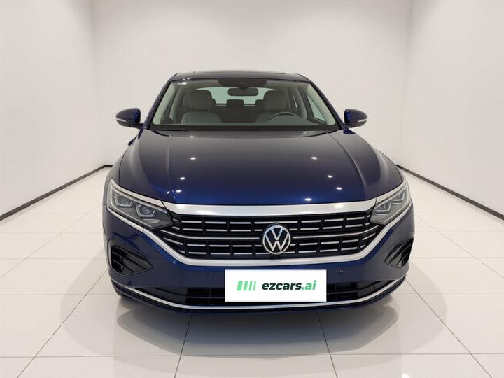 Passat 2023 Facelift 330TSI Luxury photo 2