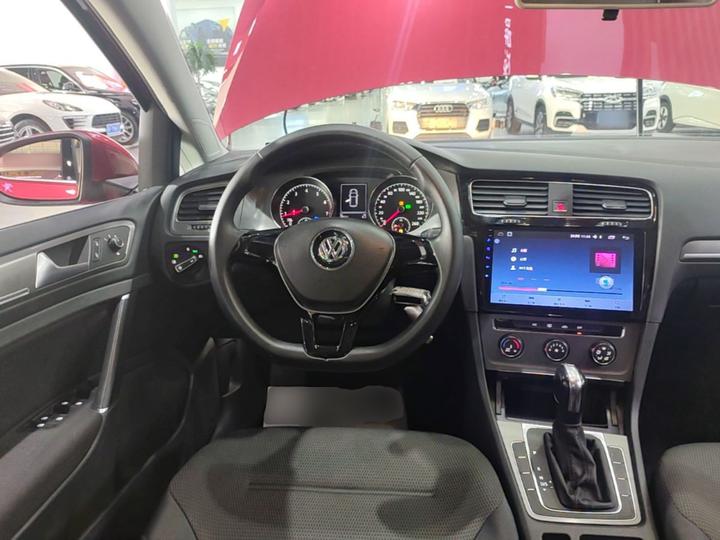 Golf 2016 230TSI AT Comfort photo 6