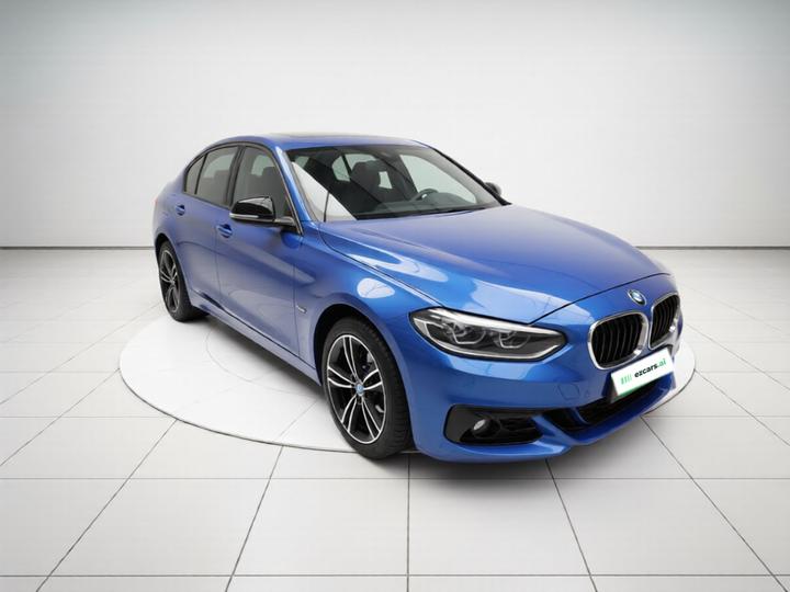 1 Series 2018 118i Sport photo 3