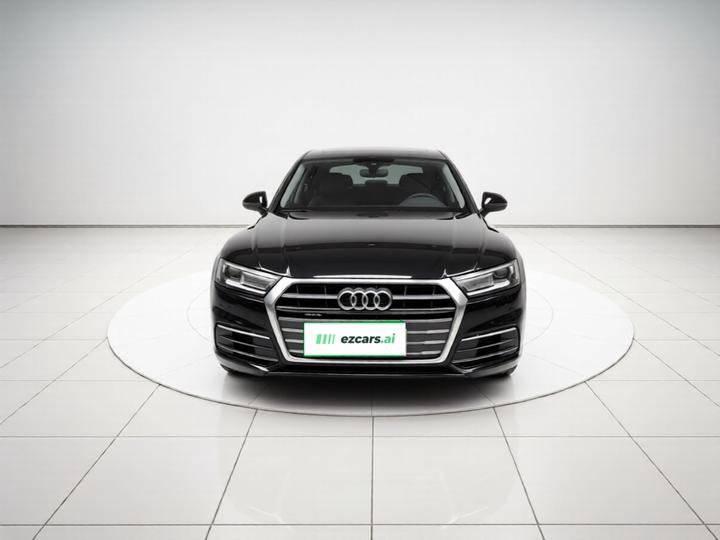 Q5L 2020 Facelift 40 TFSI Progressive photo 2