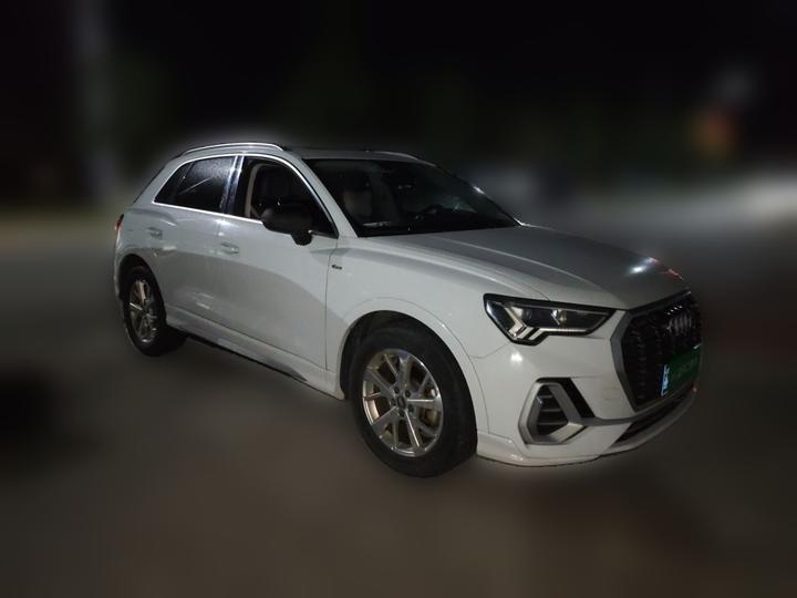 Q3 2019 35 TFSI Progressive Dynamic photo 3