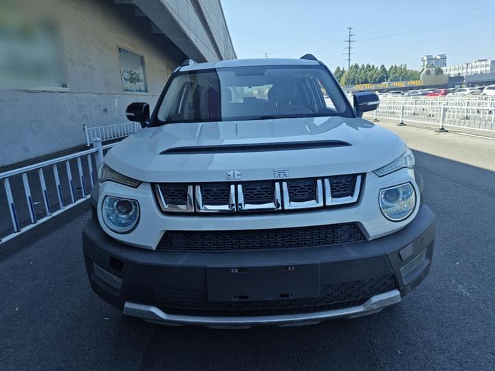 BAIC BJ20 2016 1.5T CVT Luxury photo 2