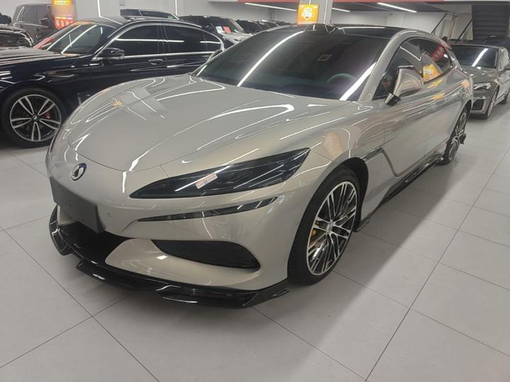 Z9GT 2026 Flagship