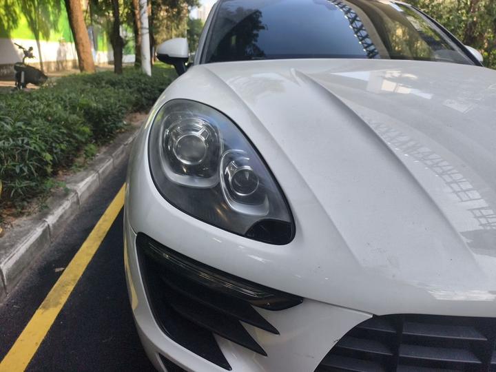 2017 Macan 2.0T photo 7