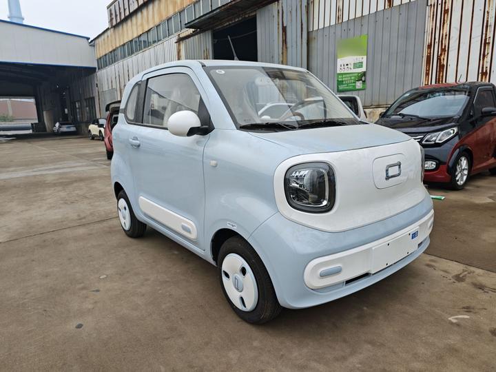 Bestune Pony 2026 222km Plus photo 3