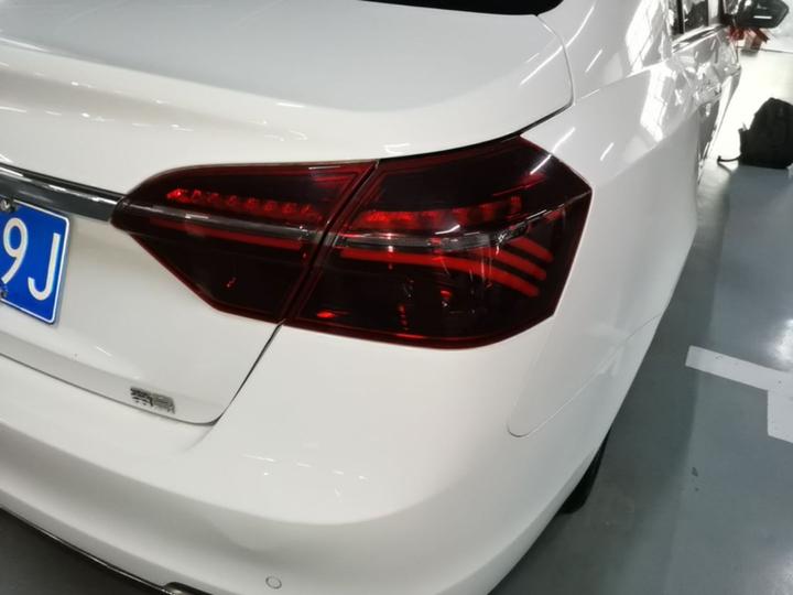 Emgrand 2020 1.5L CVT photo 7