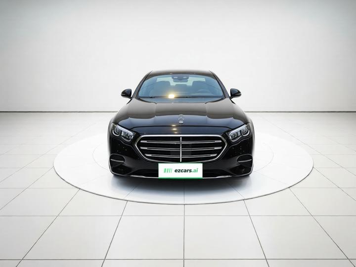 E-Class 2025 E 300 L Luxury photo 2
