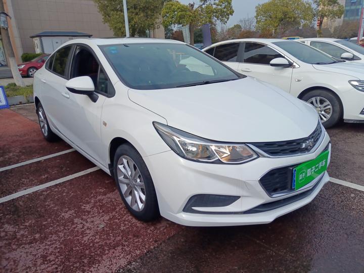 2018 Facelift 320 AT photo 3