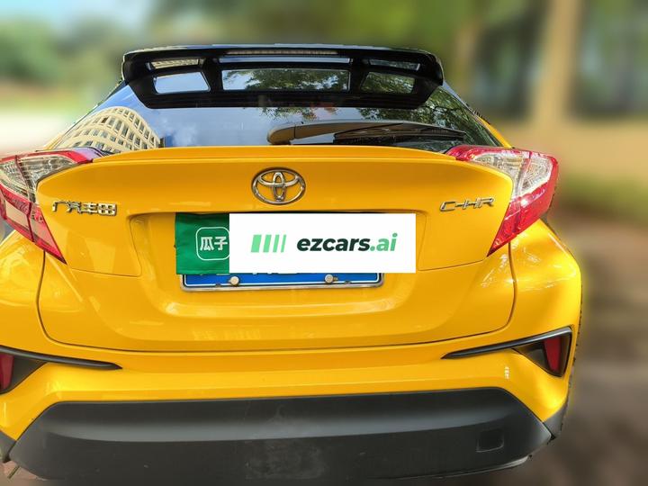 C-HR 2022 2.0L Leading photo 5