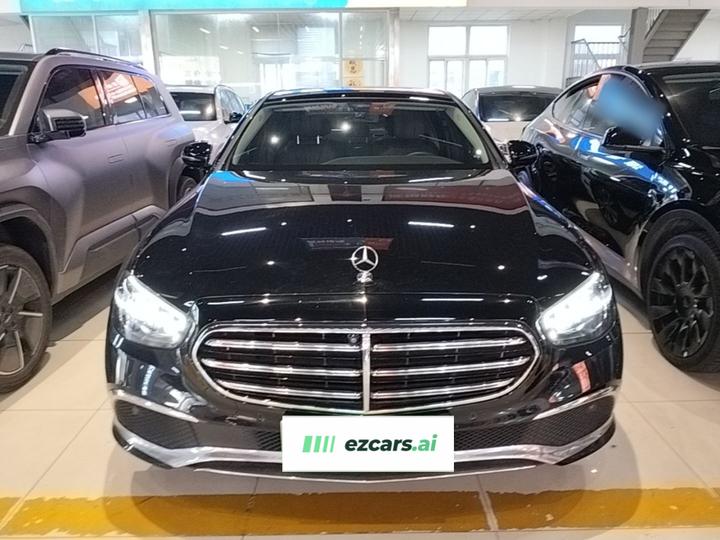E-Class EV 2023 E 350 e L PHEV photo 2