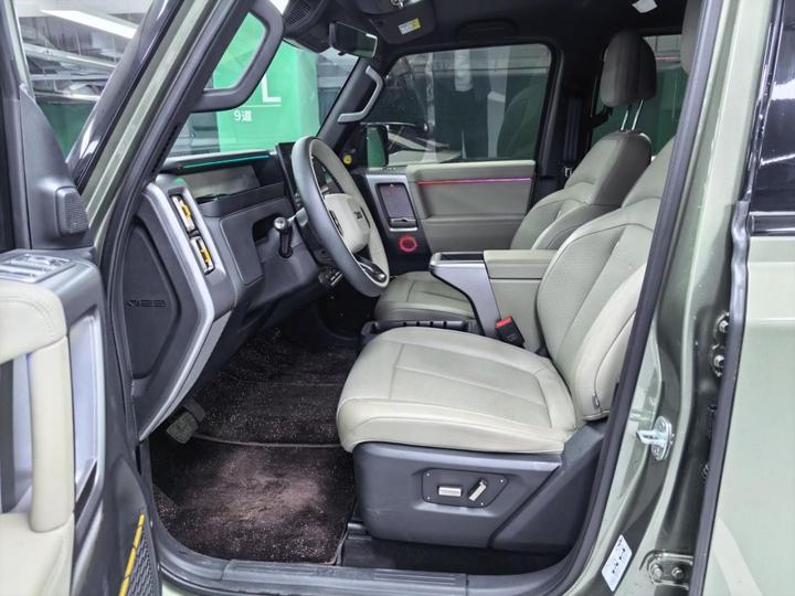 iCAR-Class V23 2025 401 RWD Advanced photo 7