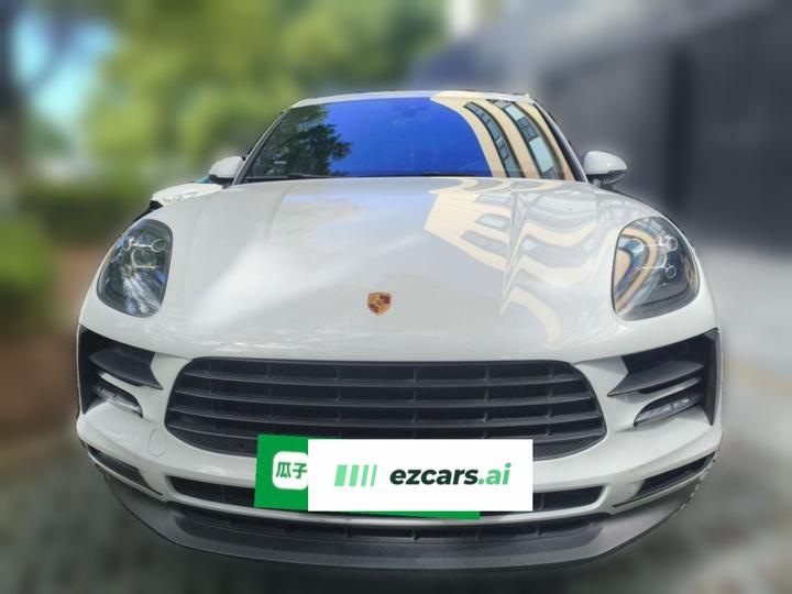 2021 Macan 2.0T photo 2