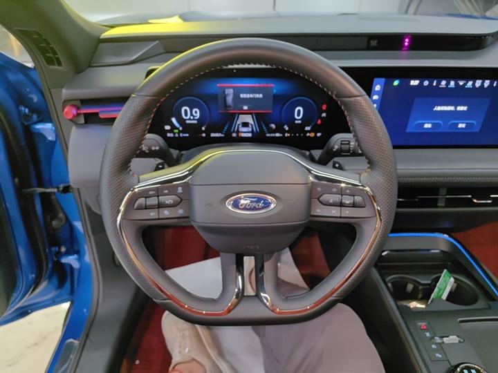 EVOS 2022 EcoBoost 245 ST-Line photo 6