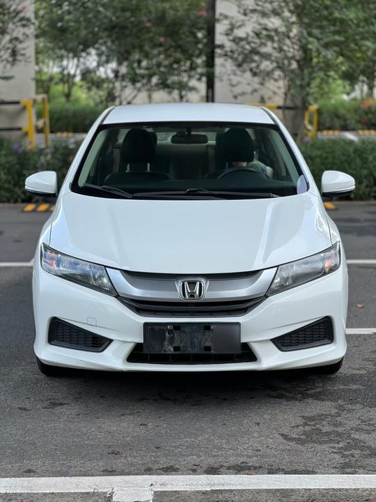 2017 1.5L CVT Comfort photo 2