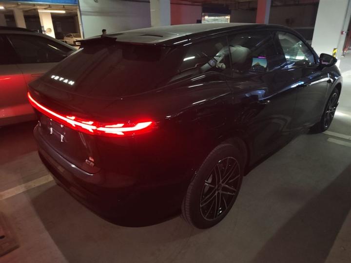 Voyah 2025 AWD Qiankun photo 4
