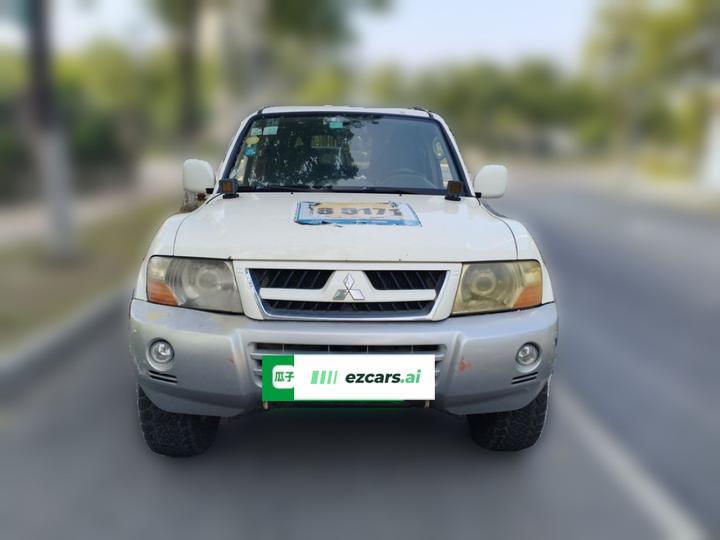 Pajero 2008 V73 3.0L MT GLS photo 2