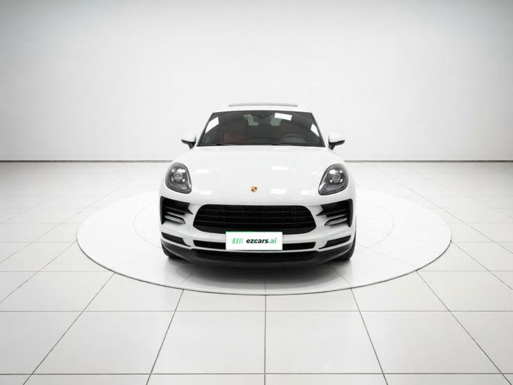 2021 Macan 2.0T photo 2