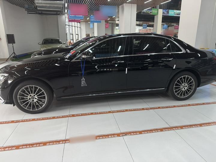 E-Class 2023 E 260 L photo 2
