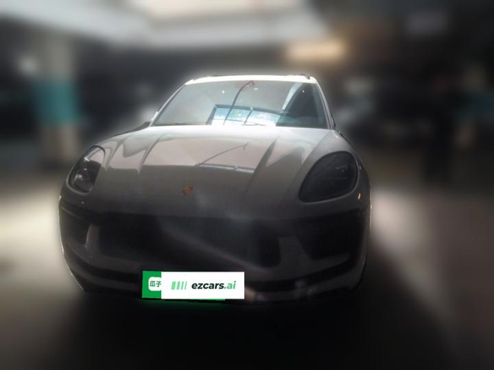 2023 Macan 2.0T photo 2