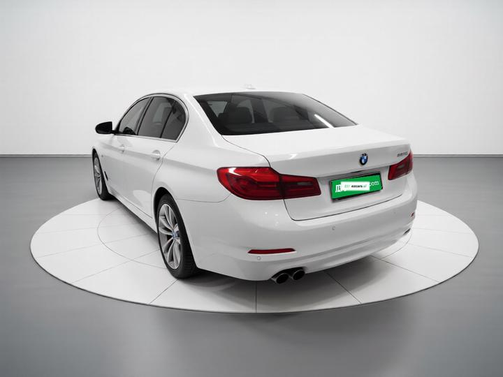 5 Series 2018 528Li Special photo 4