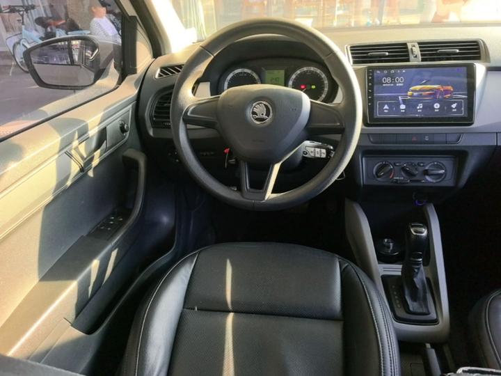 Fabia 2017 1.4L AT photo 6