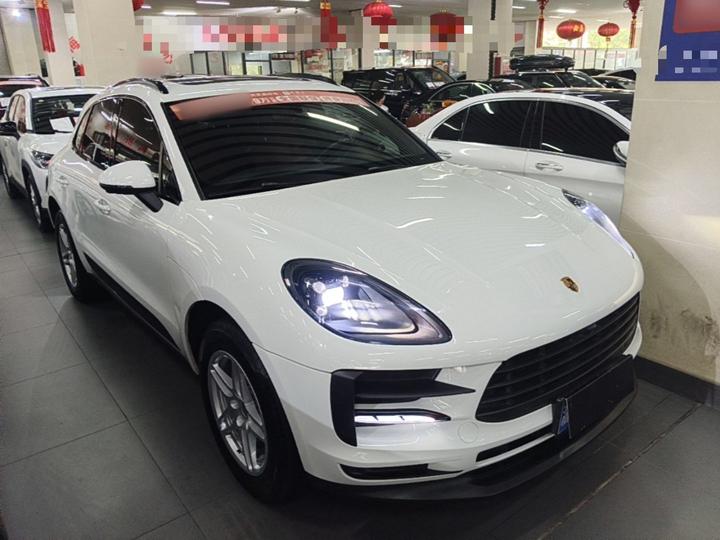 2021 Macan 2.0T photo 3