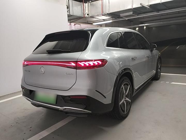 EQS SUV 2023 450 4MATIC photo 6