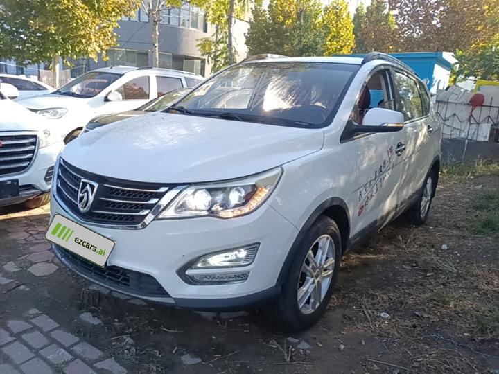 560 2016 1.8L MT Elite