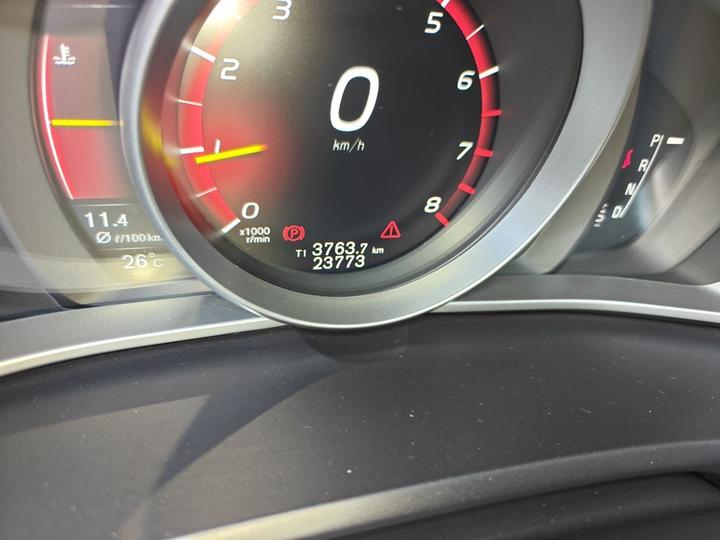 V40 2017 T3 photo 6