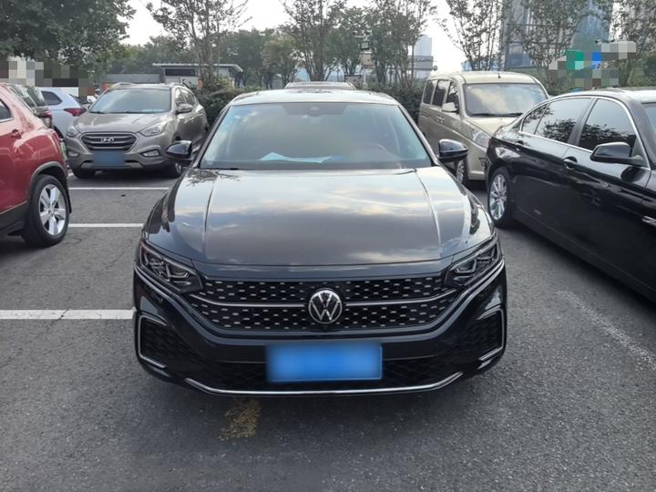Passat 2024 380TSI Luxury photo 2