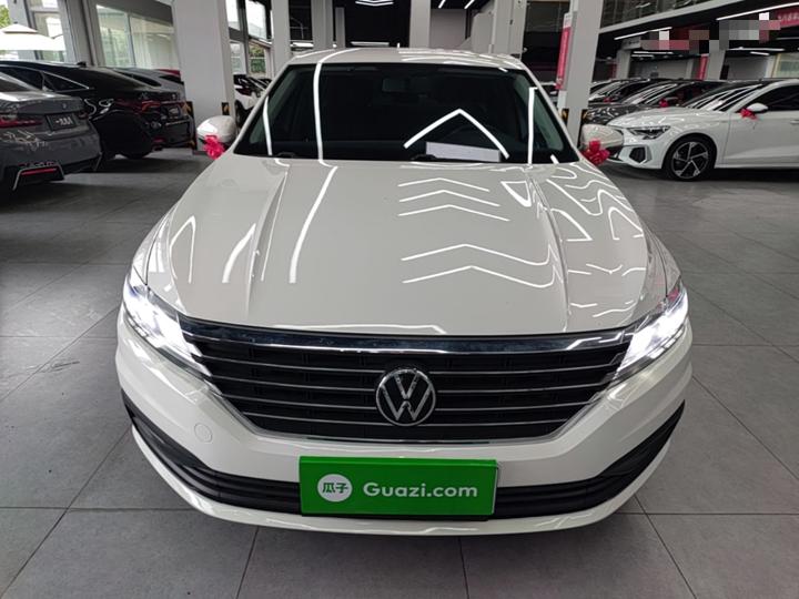 Lavida 2021 1.5L AT photo 2
