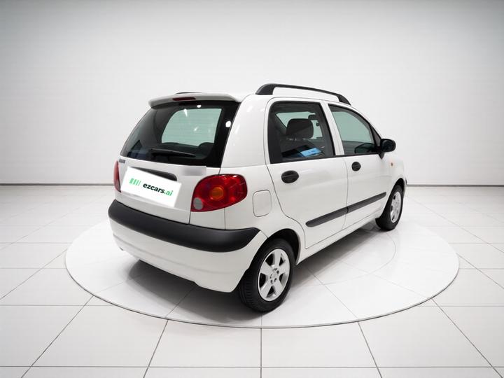 2012 Facelift 1.0L MT P-TEC Standard photo 6
