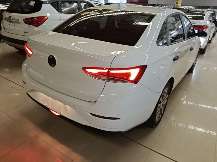Excelle 2019 18T AT Elite China VI photo 4