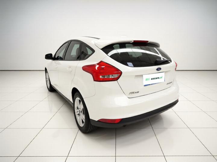 Focus 2017 Hatchback 1.6L MT Comfort photo 4