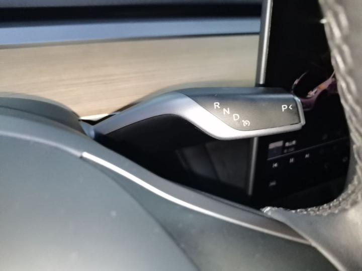 Model 3 2022 RWD photo 5