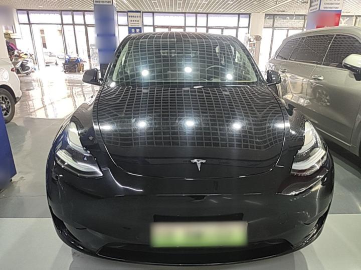 Model Y 2022 Facelift RWD photo 2