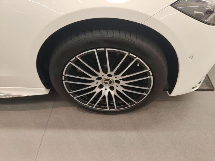 C-Class 2024 C 260 L Sport photo 8